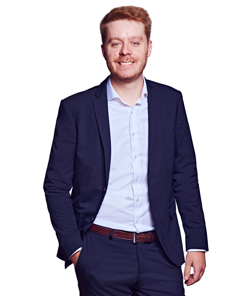 Porträtfoto von Christoph Paetsch, Senior Consultant bei Kemény Boehme Consultants (KBC). Männliche Person mit kurzen roten Haaren.